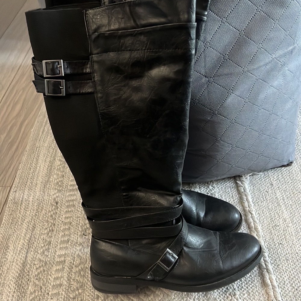 Size 8W Torrid Wide Calf Black Riding Boots